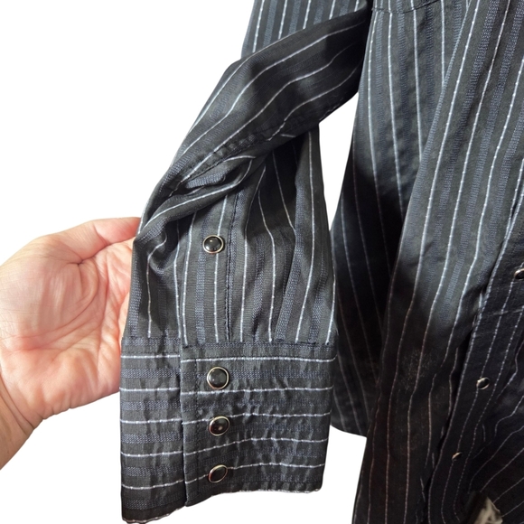 Panhandle Slim Black With Silver Threads And Pearl Snap Buttons Shirt Size XL - Picture 4 of 9